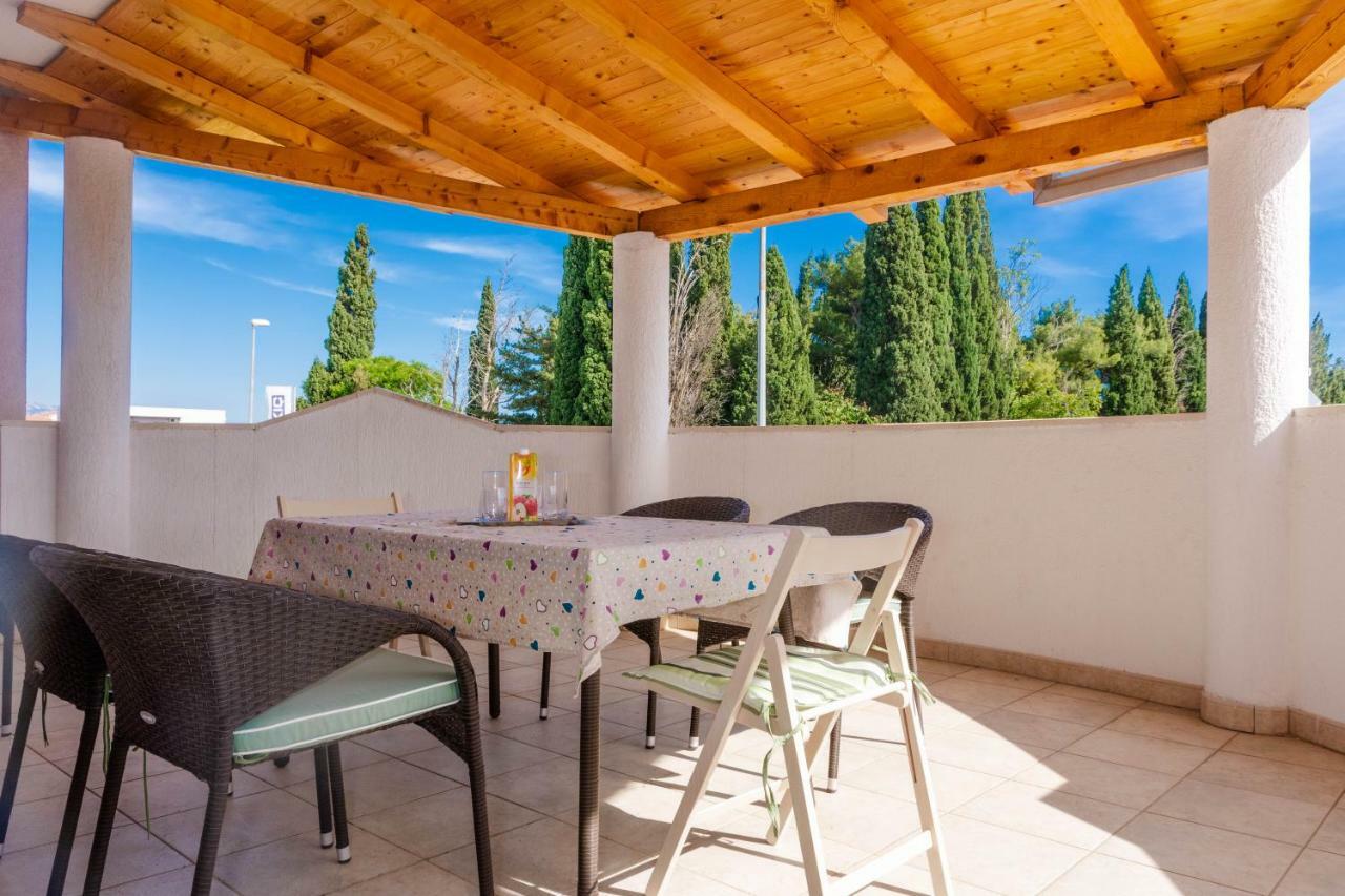 Mala Kate Apartament *