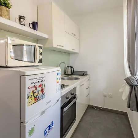 Mala Kate Apartments Kastela Exterior photo
